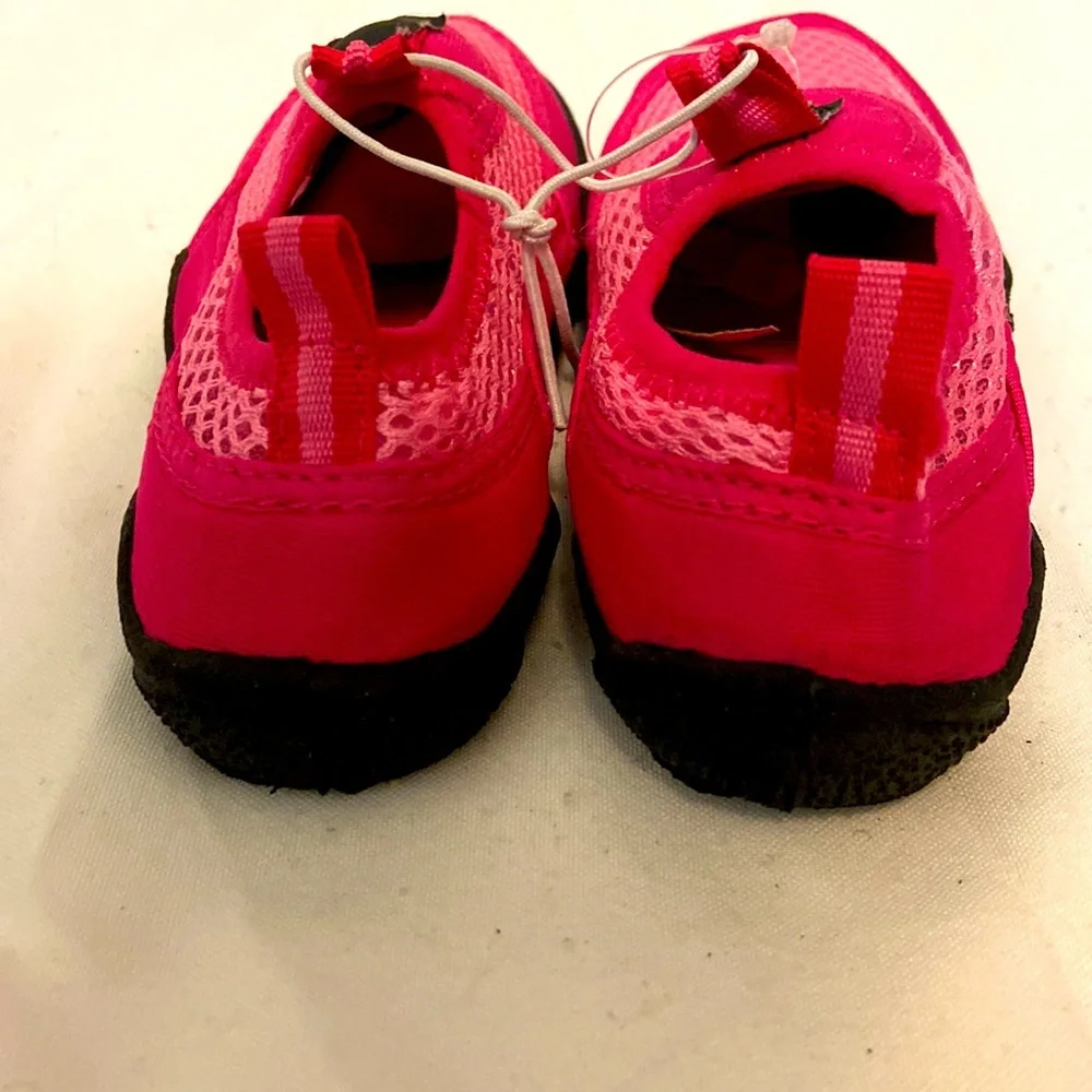 SWIGGLES GIRLS WATER SHOES